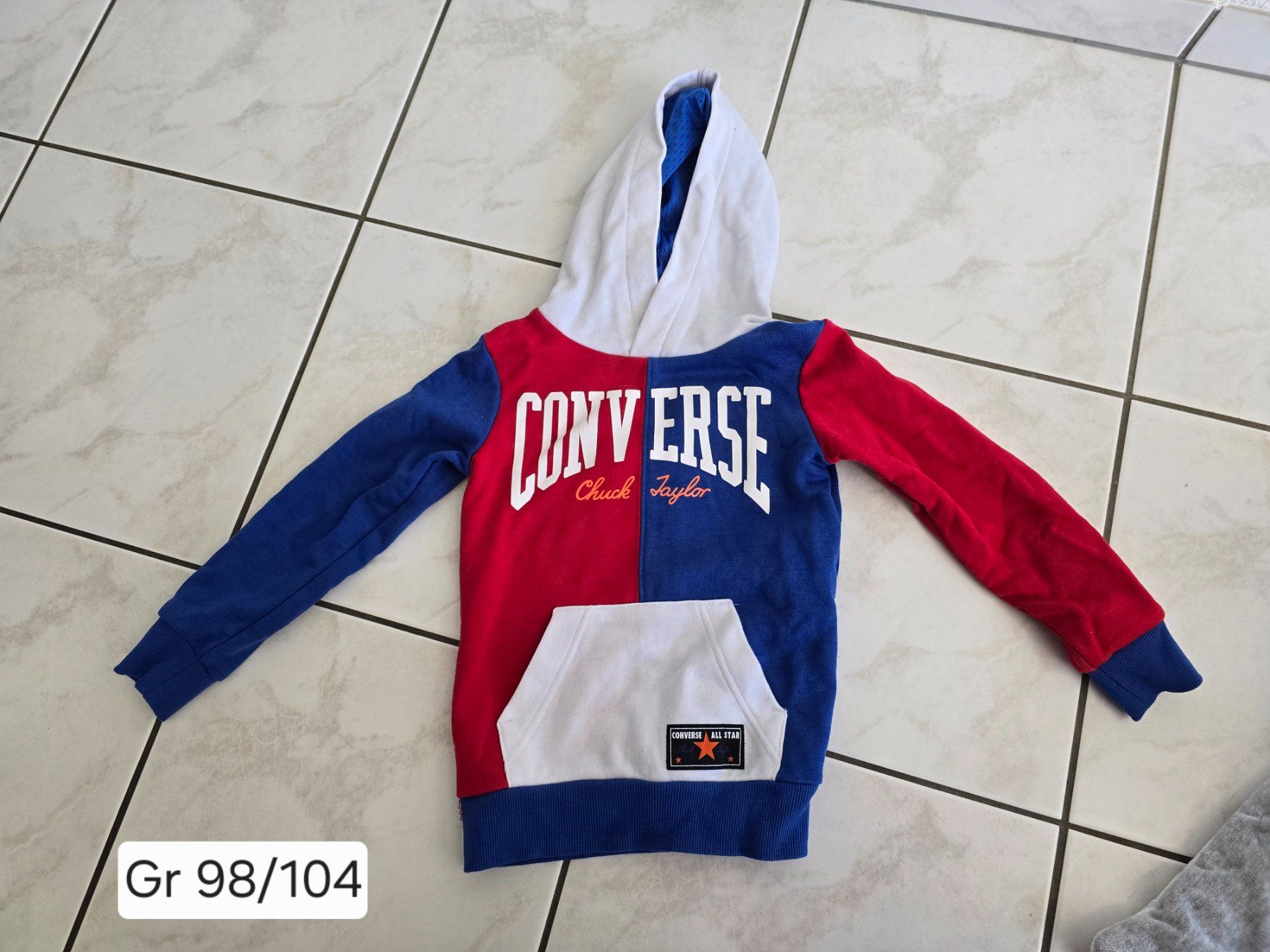 Pulls et sweat-shirts: Pullover Gr 98/104 – D'occasion à Uetendorf par baumstamm3