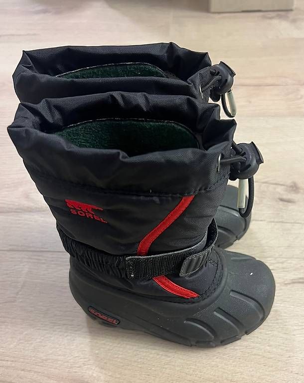 Scarpe per ragazzi: Sorell numero 25 – Usato da Verscio venduto da mic_q9pq 3