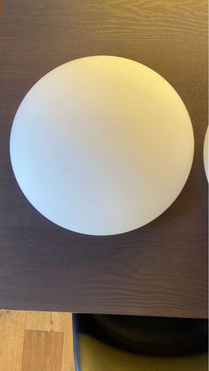 Lampadari & plafoniere: Deckenleuchte/Lampe rund weiss Glas – Usato da Kirchdorf BE venduto da tubatubak