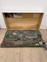 Vintage Trix Express TT Modellbahnanlage im Klappschrank