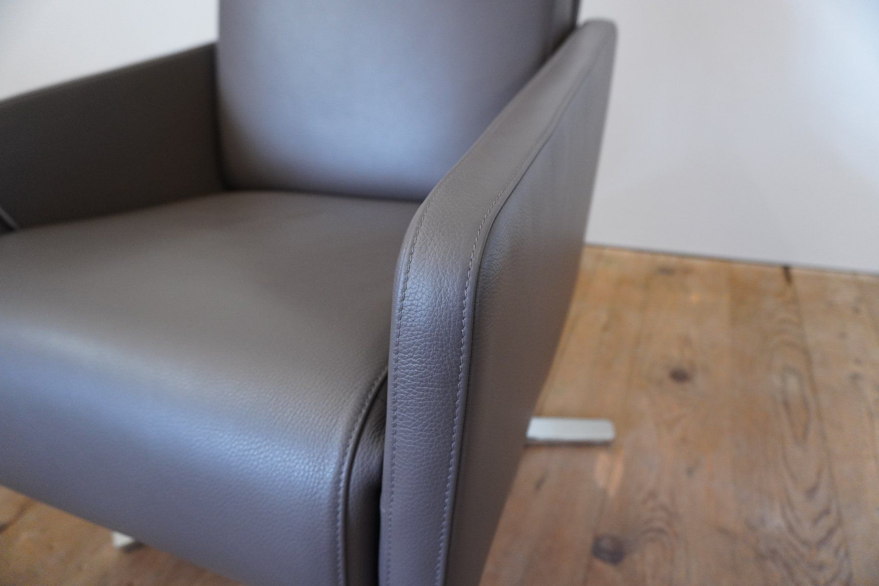 Intertime Poltrone: Intertime Nano Hochsessel Leder taupe – Usato da Bad Zurzach venduto da QLASSIQ 6