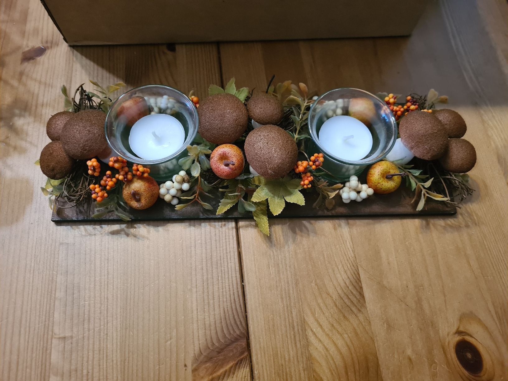 Migros Tutte le decorazioni: Kerzenhalter Herbstdeko mit 2 Teelichtern – Usato da Horw venduto da Mirii91