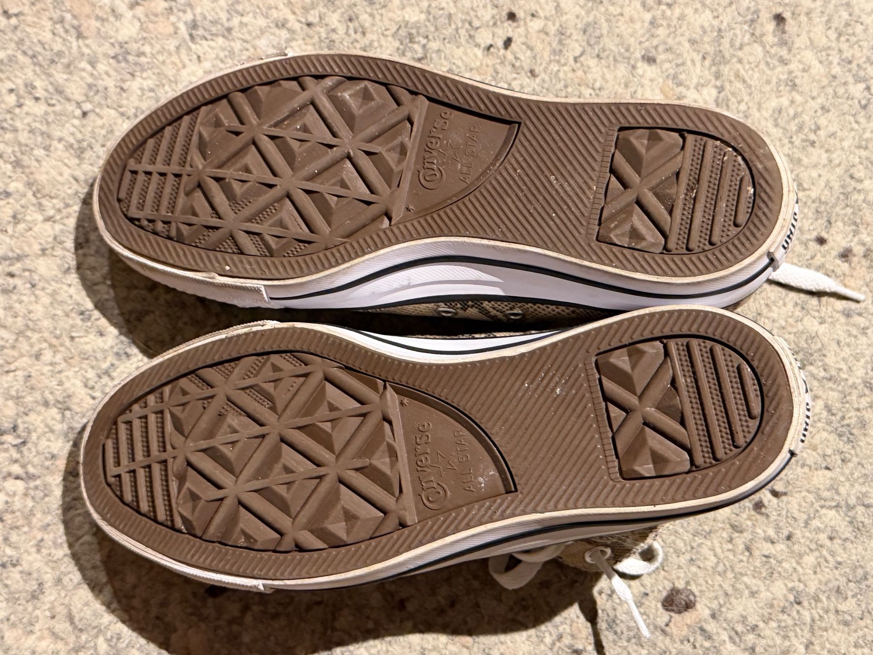 Converse Chaussures femmes: Converse All Star Gr. 37,5 – D'occasion à Wattwil par edel88 6