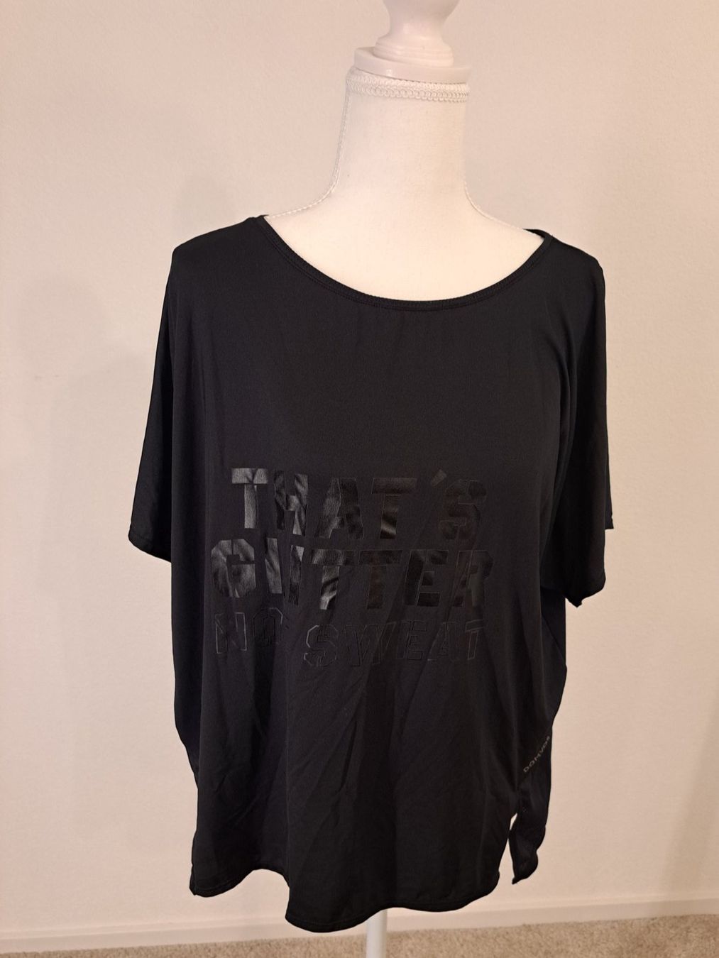 T-Shirts: Weites Sport-Shirt Gr.L, schwarz – Neu (gemäss Beschreibung) aus La Neuveville von Vestiaire_2011