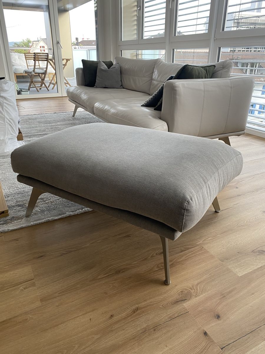 Hocker: Sofahocker gray – Gebraucht aus Winterthur von JasonHa