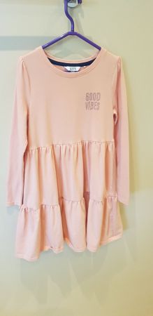 Mädchen Kleid lachsfarben, Gr. 140