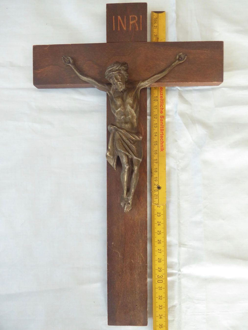 Sculture & Statue: Jesus am Kreuz – Usato da Zürich venduto da Chaeffeler