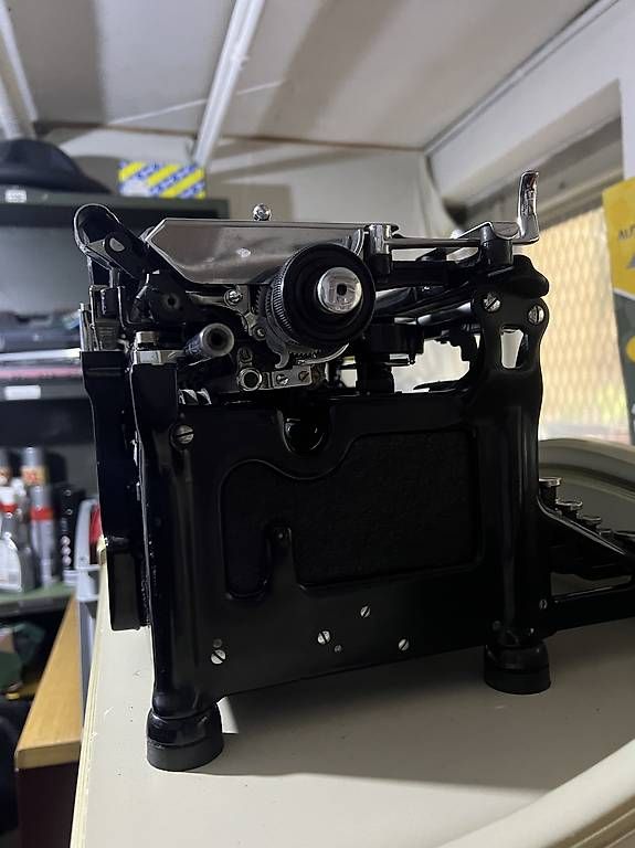 Macchine da scrivere: Vintage/ Antike Schreibmaschine  – Usato da St.Gallen venduto da Piran65 2