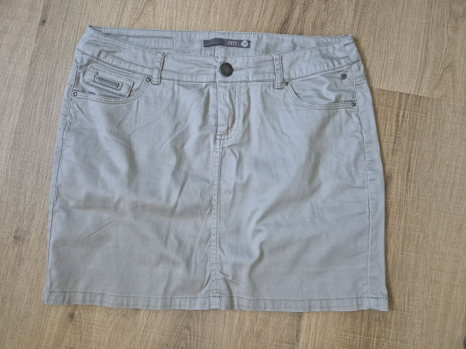 Gonne: Jupe, Gr. 38, beige, Minirock – Usato da Adliswil venduto da Stardust11