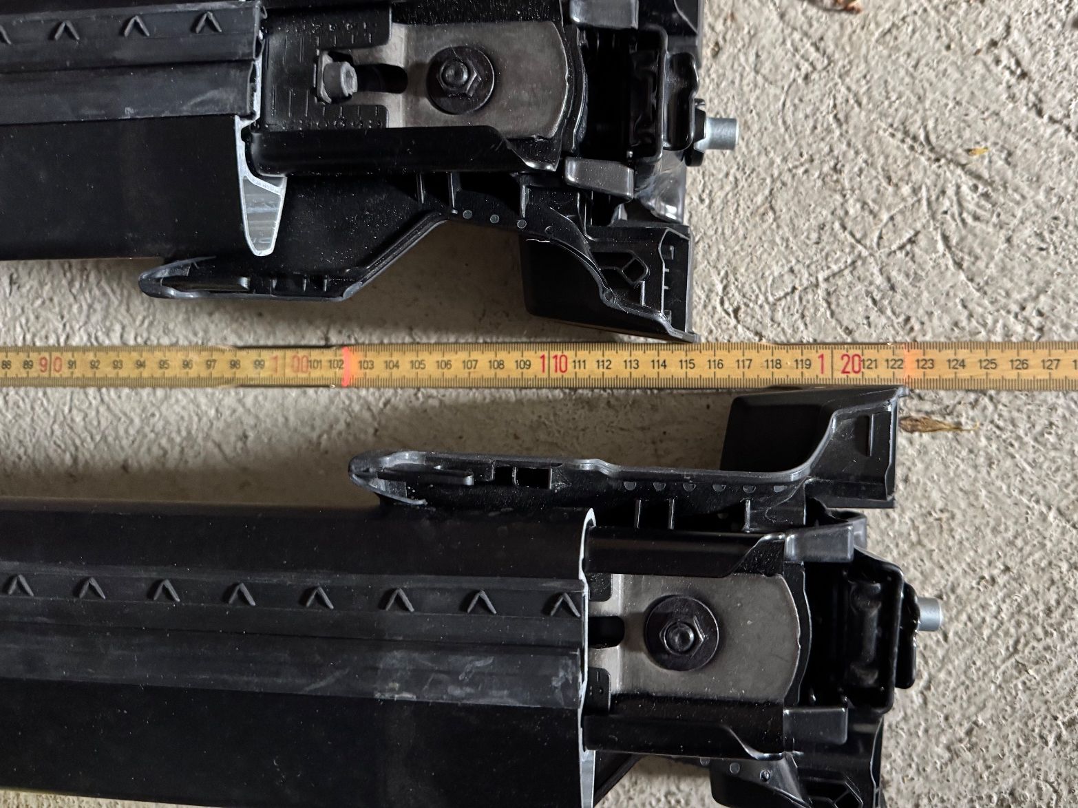Thule Portapacchi: Thule Kit Wingbar Edge black System 720600 – Nuovo (secondo la descrizione) da Ossingen venduto da fiibo_ 7
