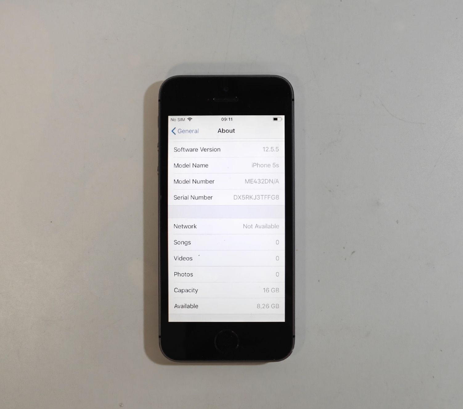 Apple Portables: iPhone 5s 16GB Silber – D'occasion à Ehrendingen par Rocky985 2