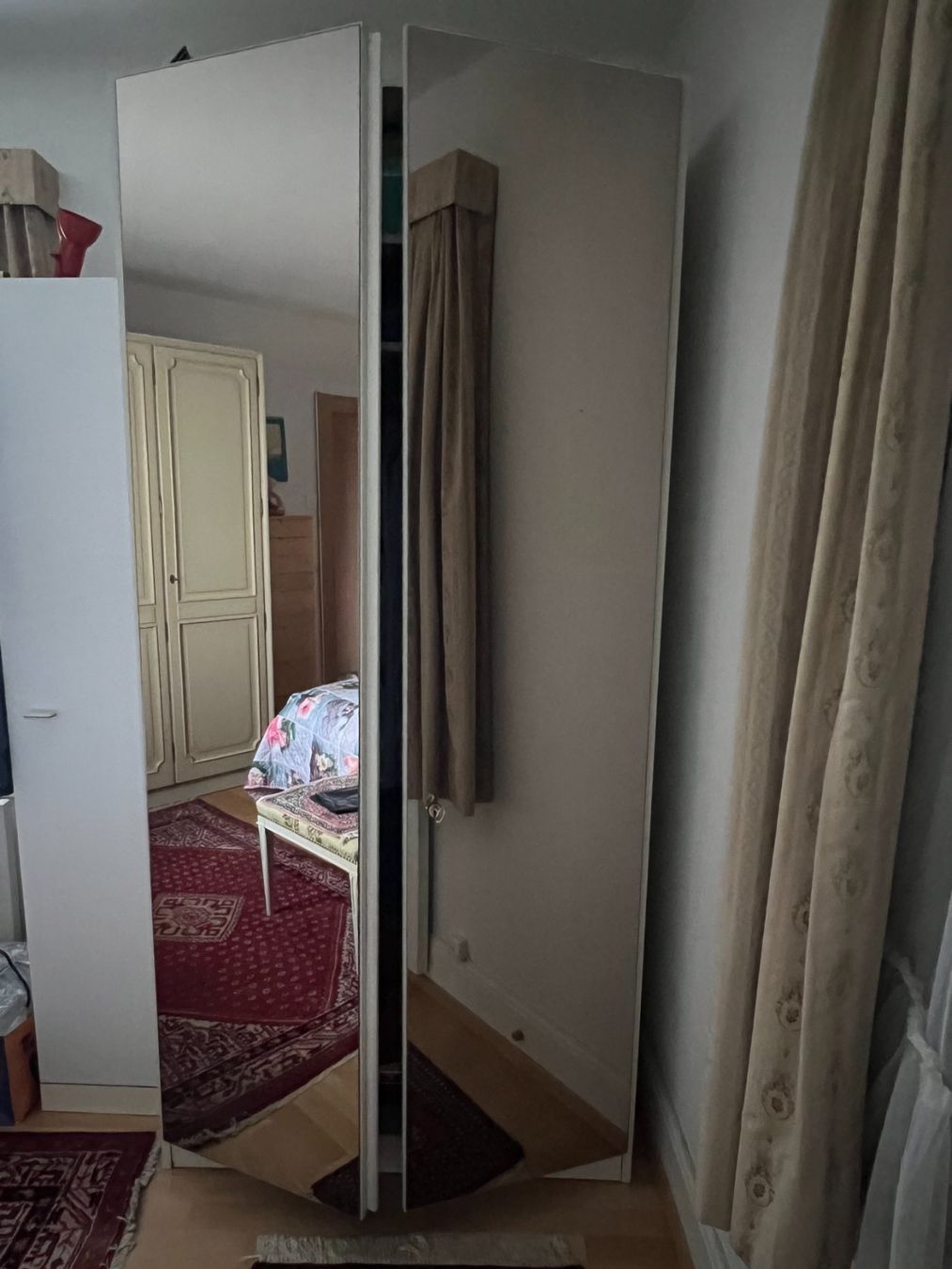 Armadi: Kleiderschrank mit Spiegelfront – Usato da Wettingen venduto da pozza01
