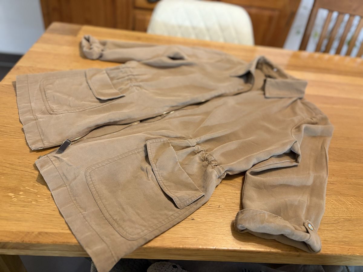 Zara Gilet & Giacche senza maniche: Veste ZARA taille M – Usato da Attalens venduto da Skorpionica 3