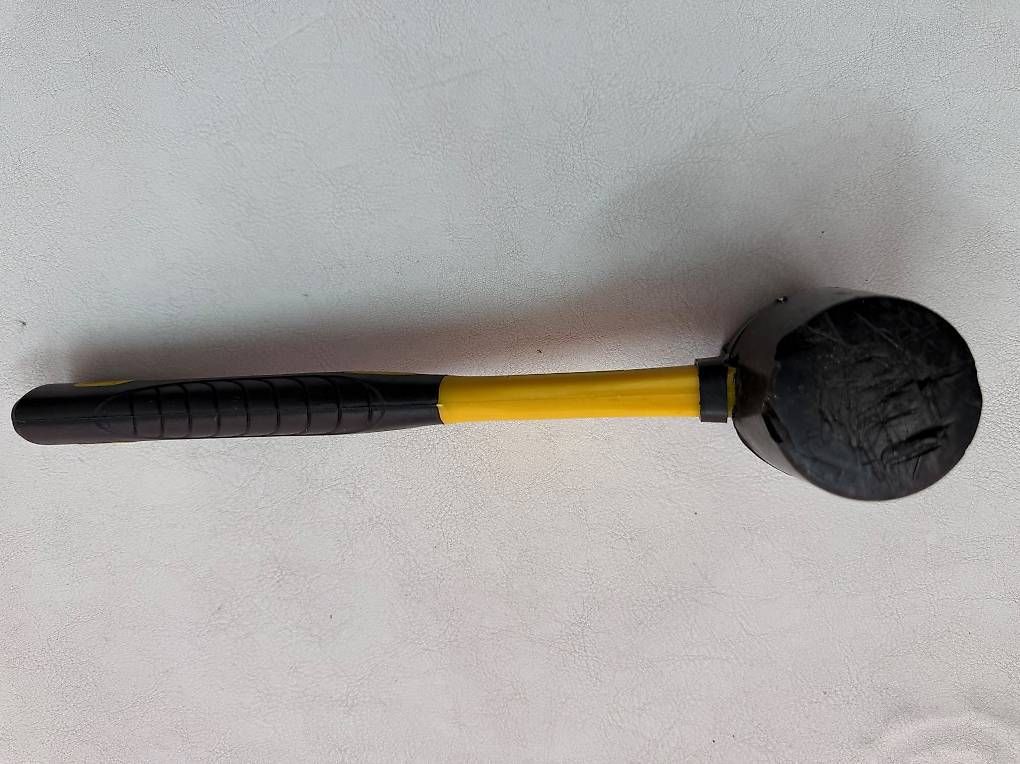 Tous les outils: Camping Hammer – D'occasion à Niederuzwil par Elfen1 1