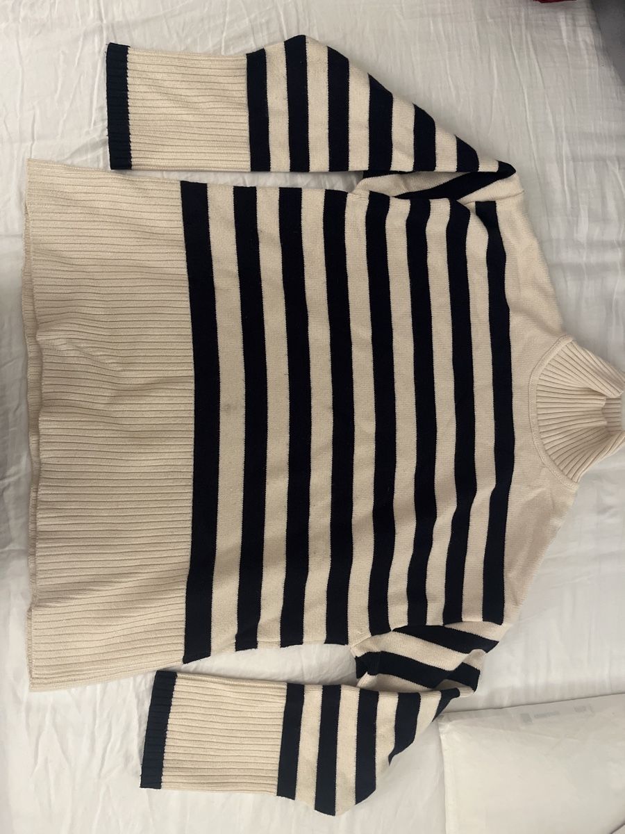 Zara Maglioni & Felpe: schöner warmer Zara Pullover mit Kragen – Usato da St. Gallen venduto da Lxra145