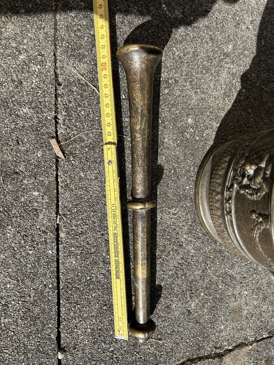 Altro per cucinare: sehr grosser, antiker Bronze Mörser – Usato da Zürich venduto da ann_9fv5 4