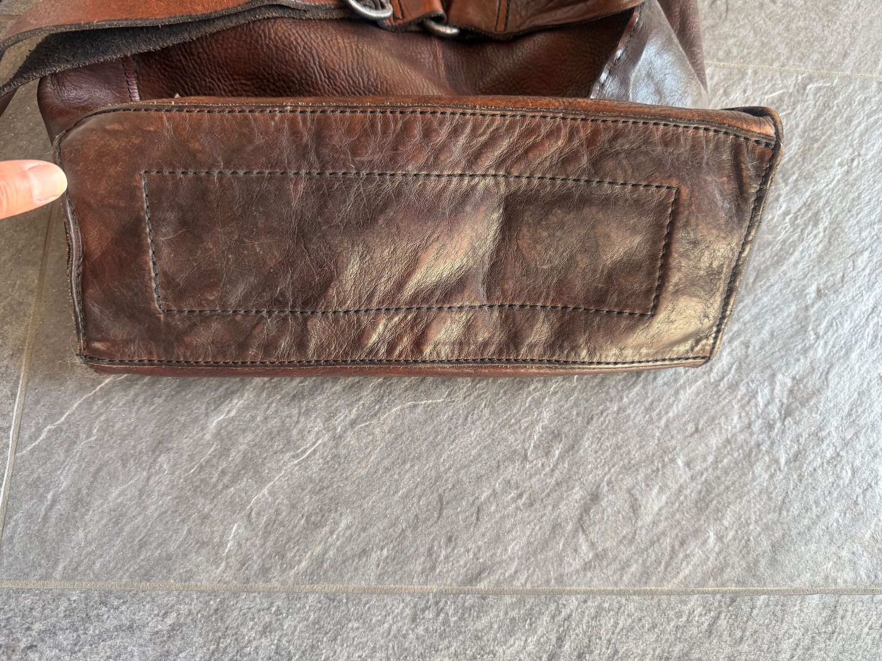Campomaggi Taschen für Damen: CAMPOMAGGI Schultertasche Leder – Gebraucht aus Wilderswil von floh1969 2