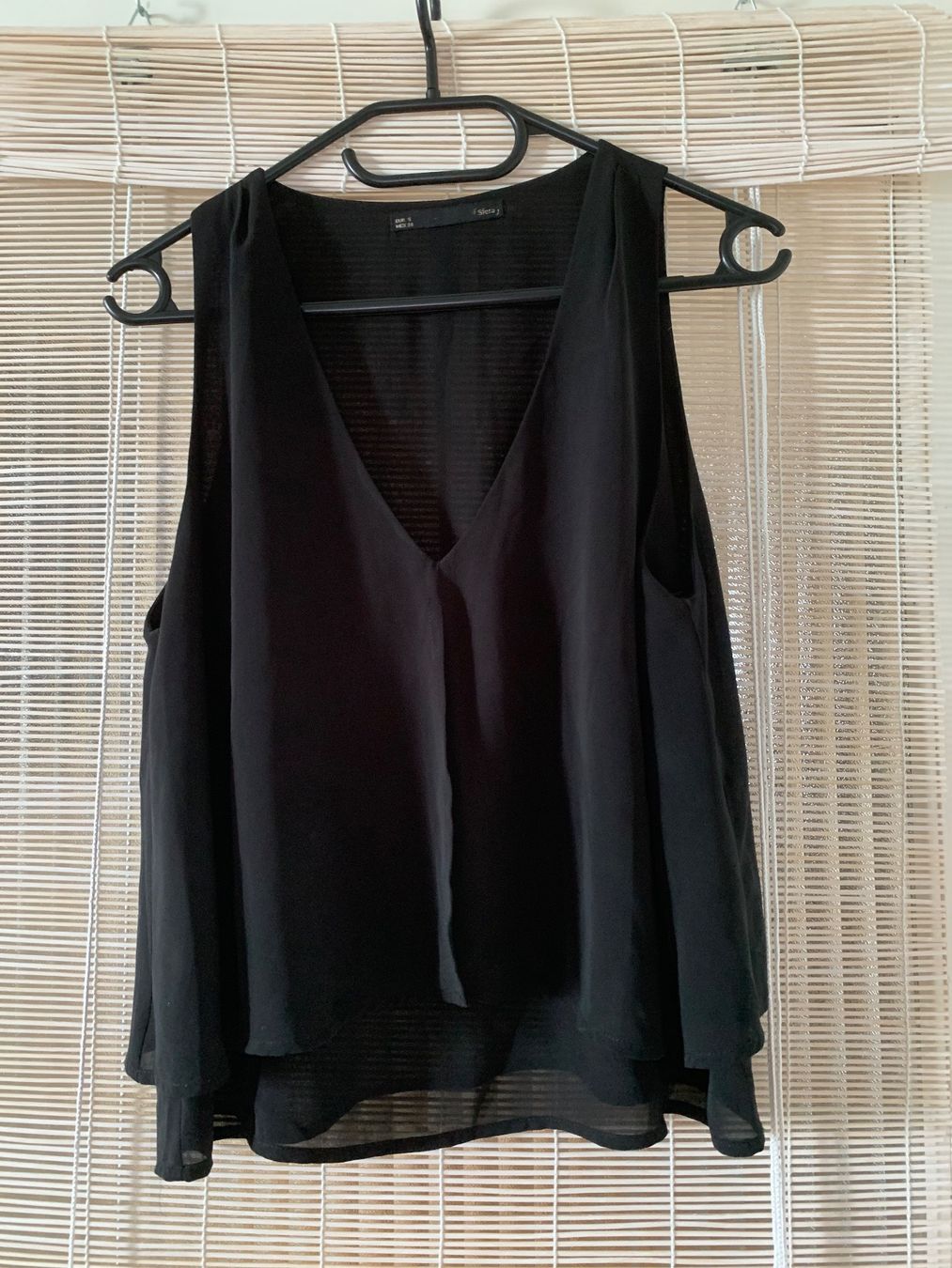Top: Top noir transparent – Usato da Montreux venduto da iza_peche8