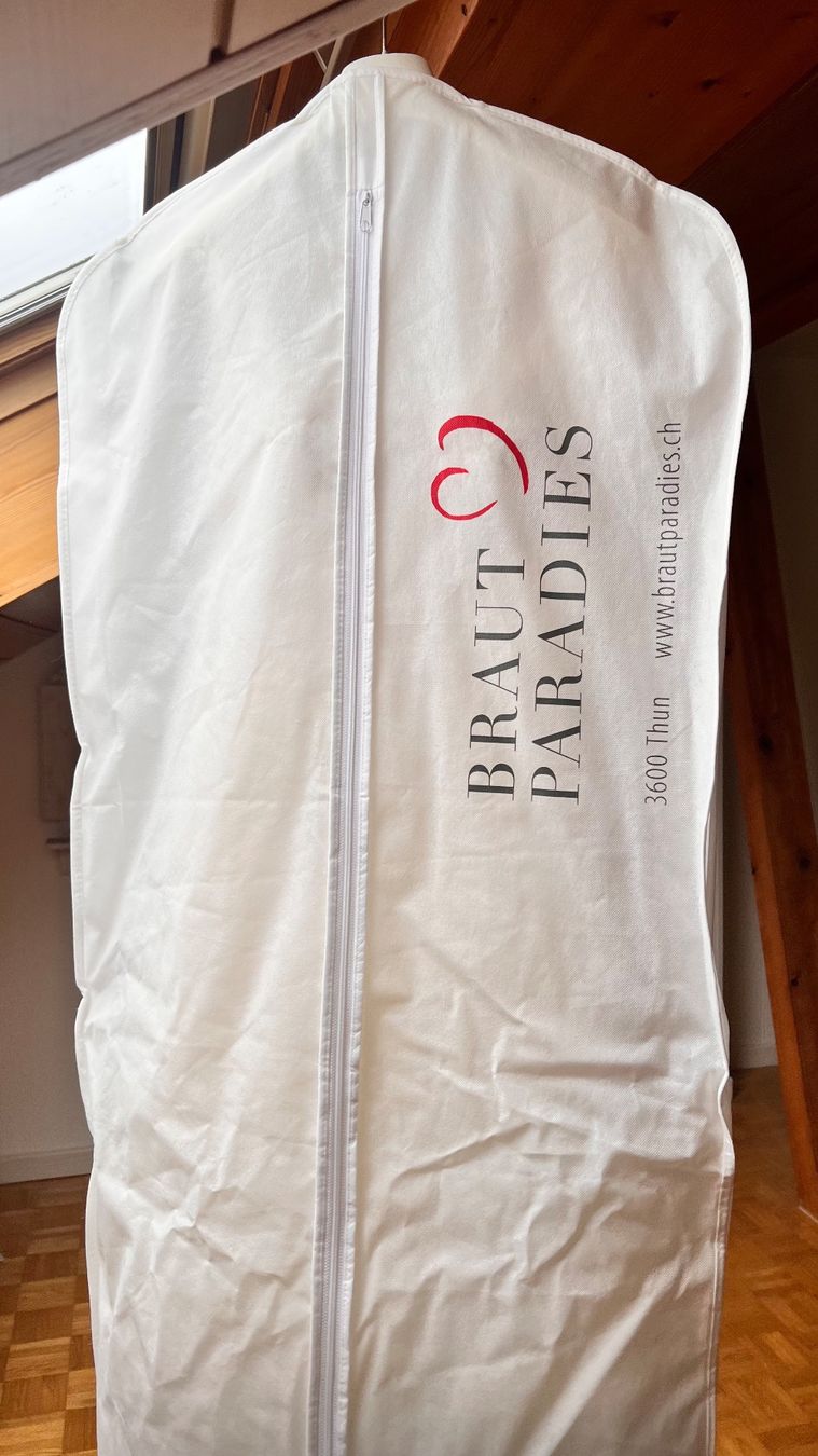 Vestiti: Hochzeitskleid & Unterrock – Usato da Auswil venduto da mel_qfh8 7