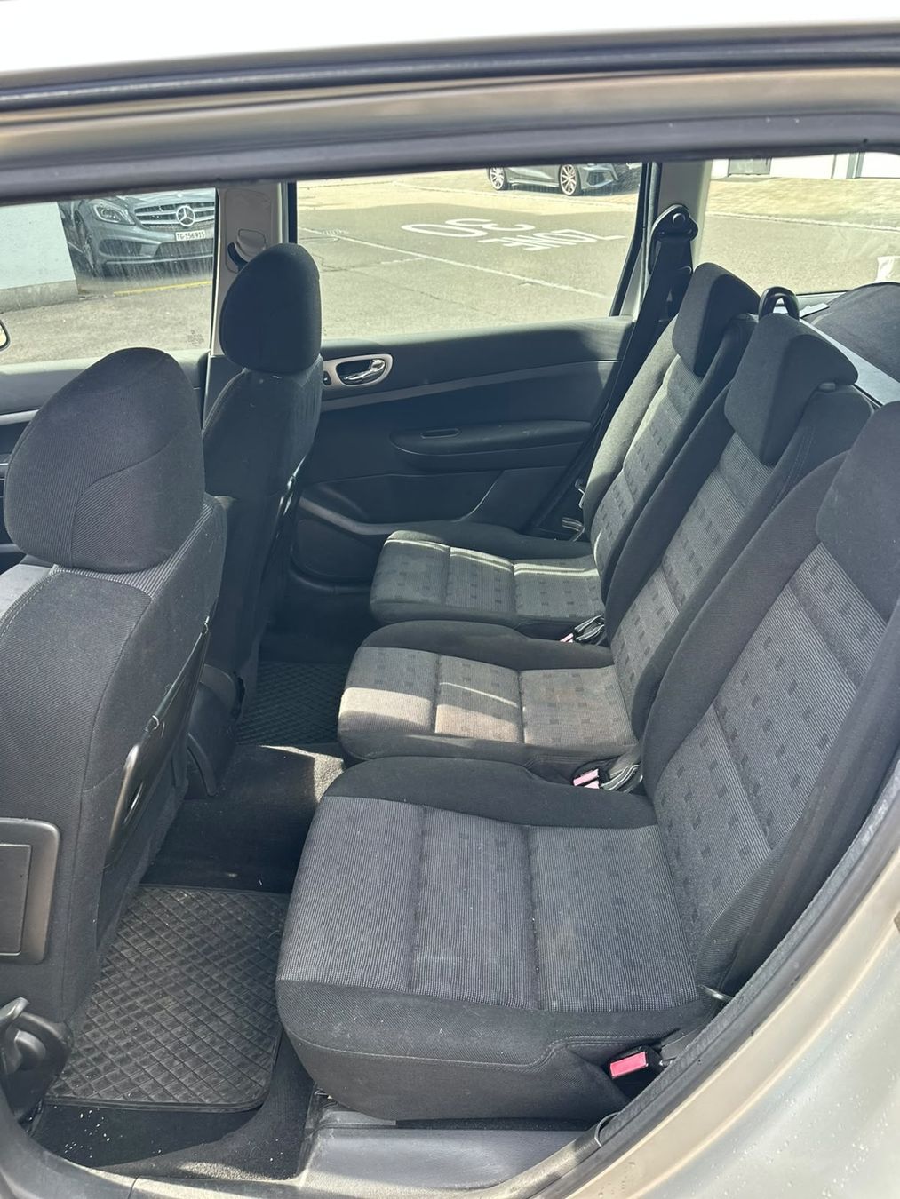 Peugeot Automobili: Peugeot 307 2.0 Hdi – Usato da Rickenbach b. Wil venduto da zer_82qq 5