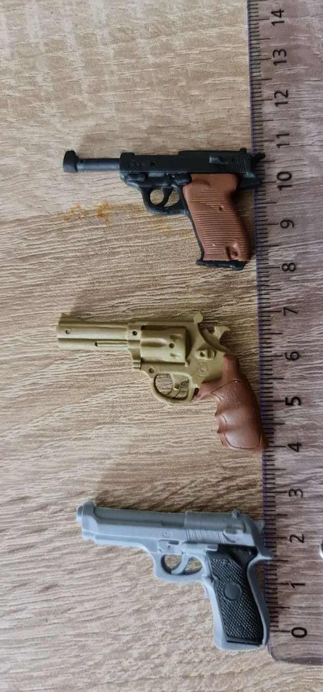 Matite, matite colorate & gessi: 3stk Radiergummi S&W Beretta P38 Pistole – Nuovo e nell'imballaggio originale da Effretikon venduto da easyjones 2