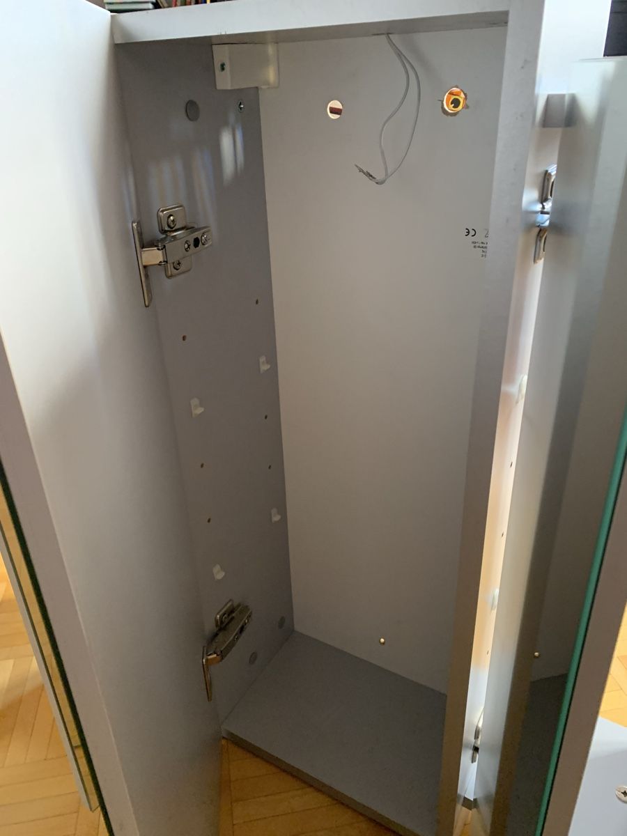 Armoires miroirs: Two bathroom cabinets – D'occasion à La Croix de Rozon par chr_f5wy 7