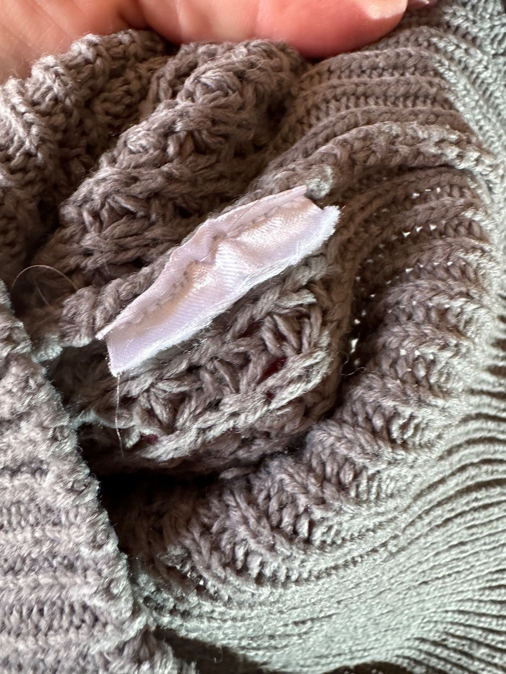 Maglioni & Felpe: Strick-Pullover von Asmara Gr. 36-38 – Usato da Grosswangen venduto da SALE_SALE_SALE 2