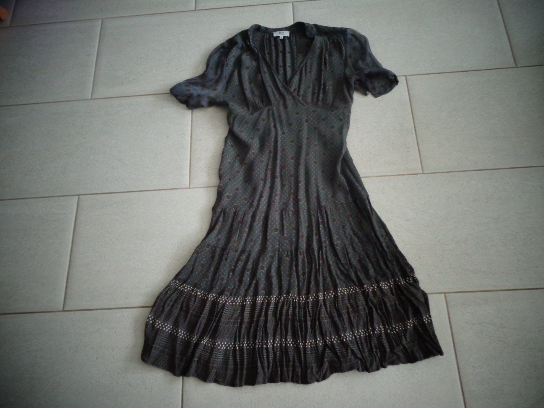 Vestiti: NOA NOA KLEID GR.S NEUWERTIG – Usato da Rotkreuz venduto da Samballi