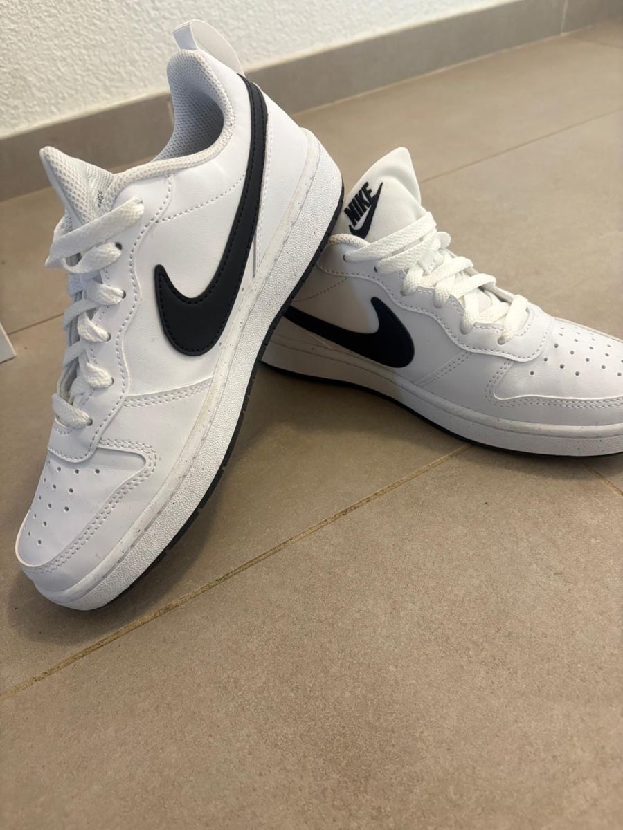 Scarpe da uomo: Nike Schuhe unisex – Usato da Stüsslingen venduto da fra_5gs2