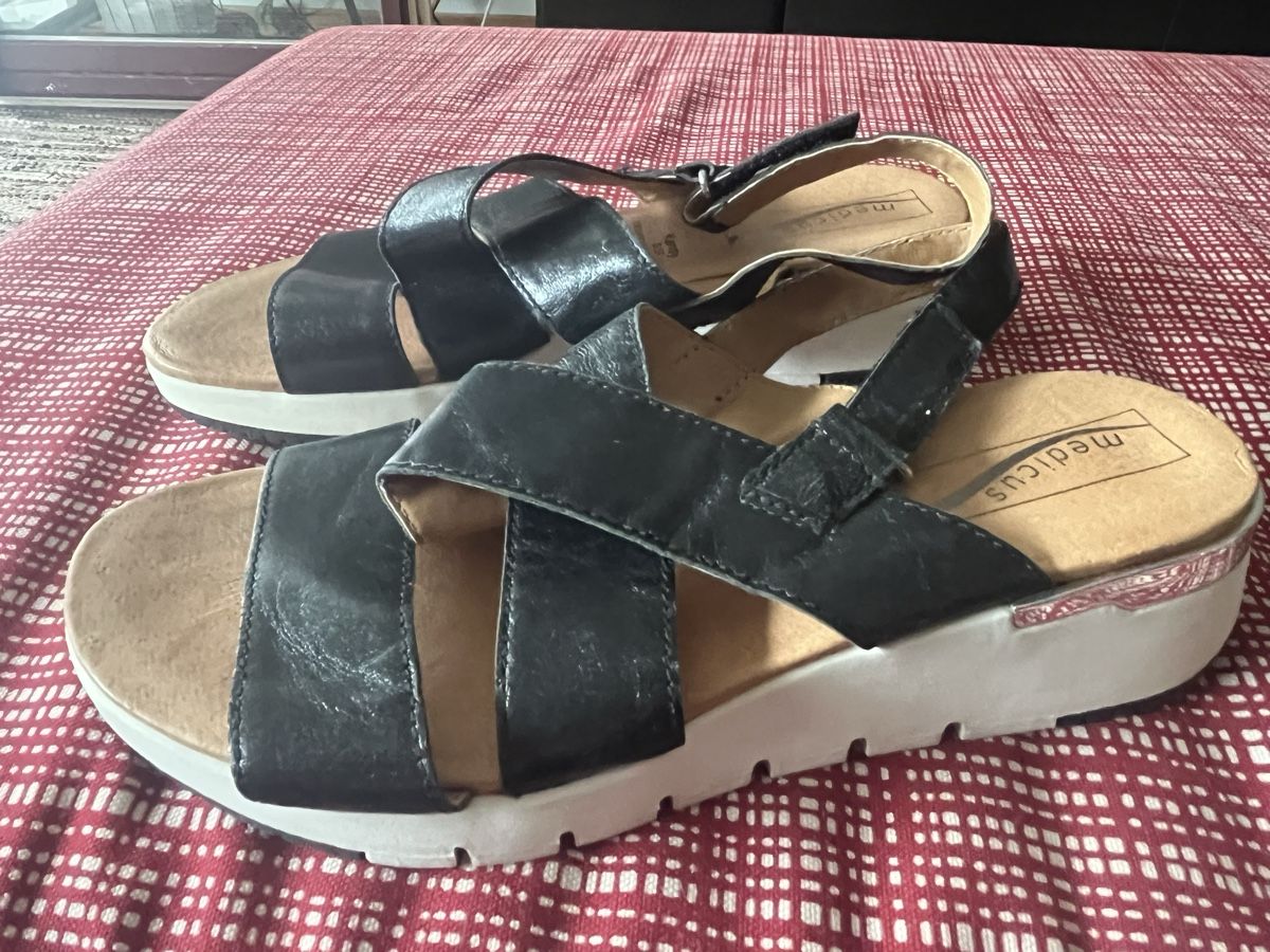 Scarpe da donna: Sandalen Medicus (Catrice) – Usato da Emmenbrücke venduto da annepulla 2