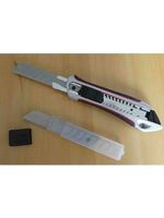 Cuttermesser + 10 Ersatzklingen