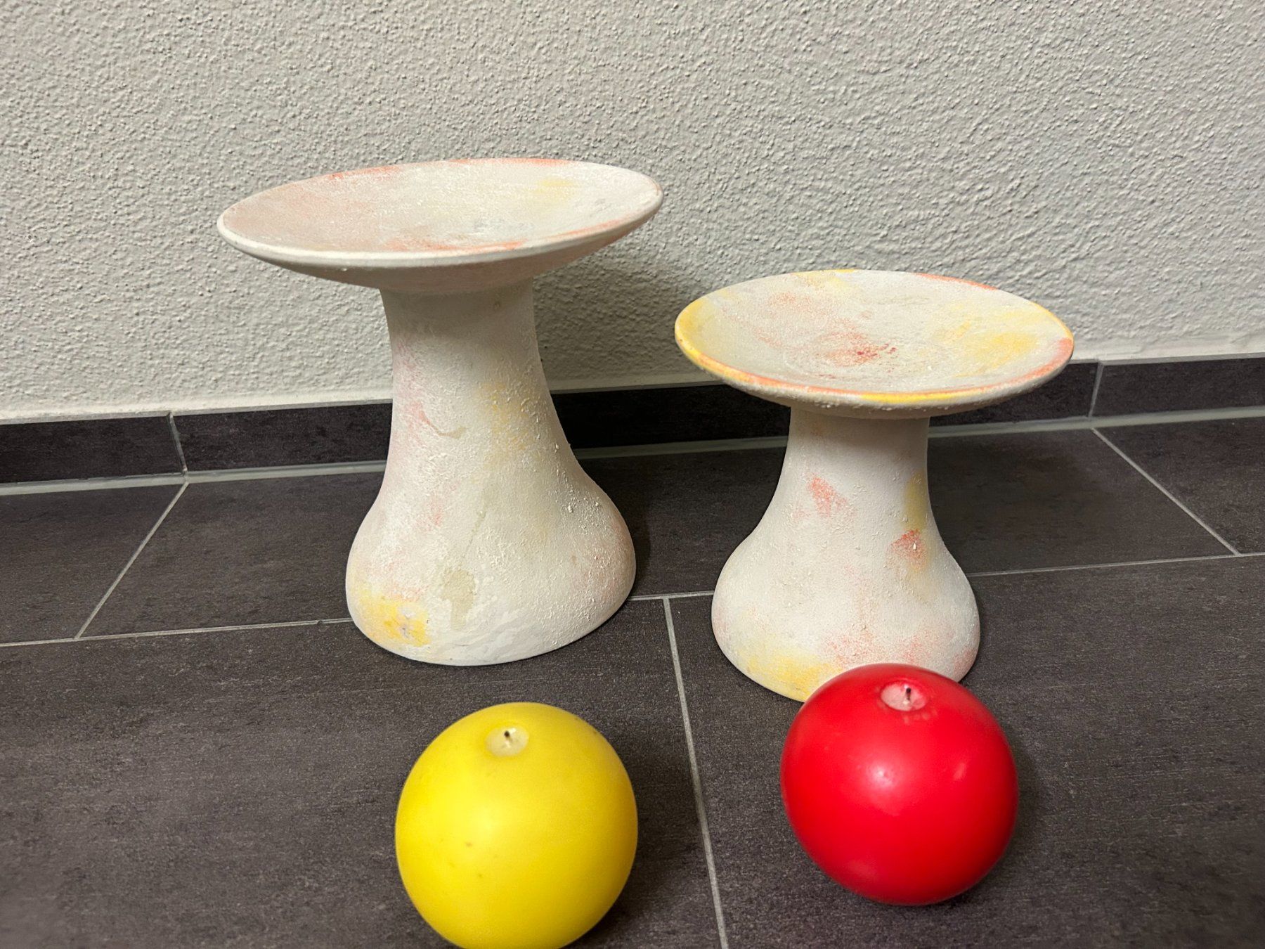 Tutte le decorazioni: 2 Dekorationsständer mit zwei runden Kerzen – Usato da Hagendorn venduto da Teora66 1