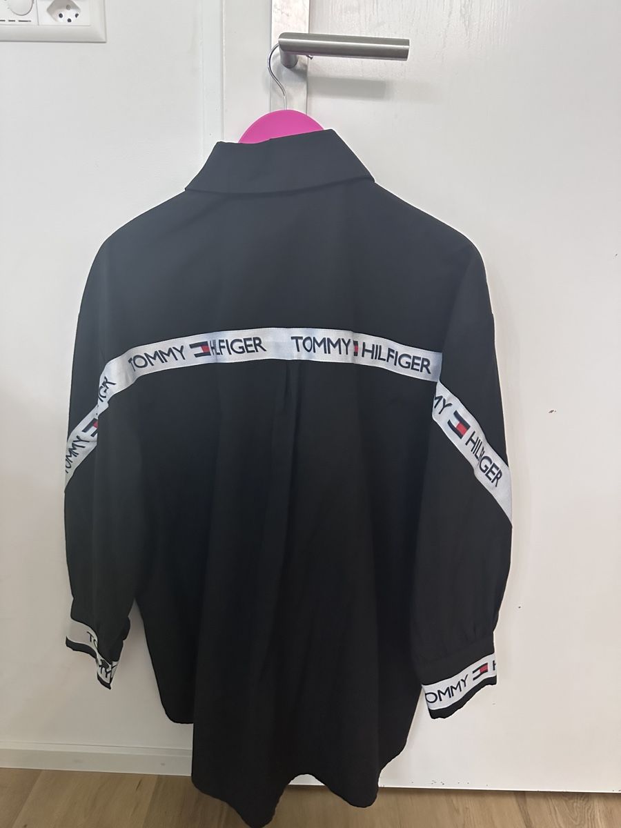 Camicette: Hemd schwarz – Usato da Mels venduto da ricoshop 1