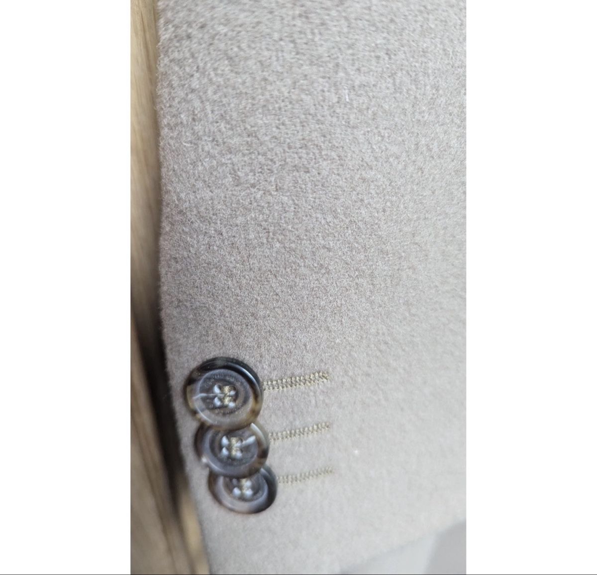 Roberto Cavalli Cappotti: Brand new Roberto Cavalli coat – Nuovo e nell'imballaggio originale da Uznach venduto da ger_7gvr 5