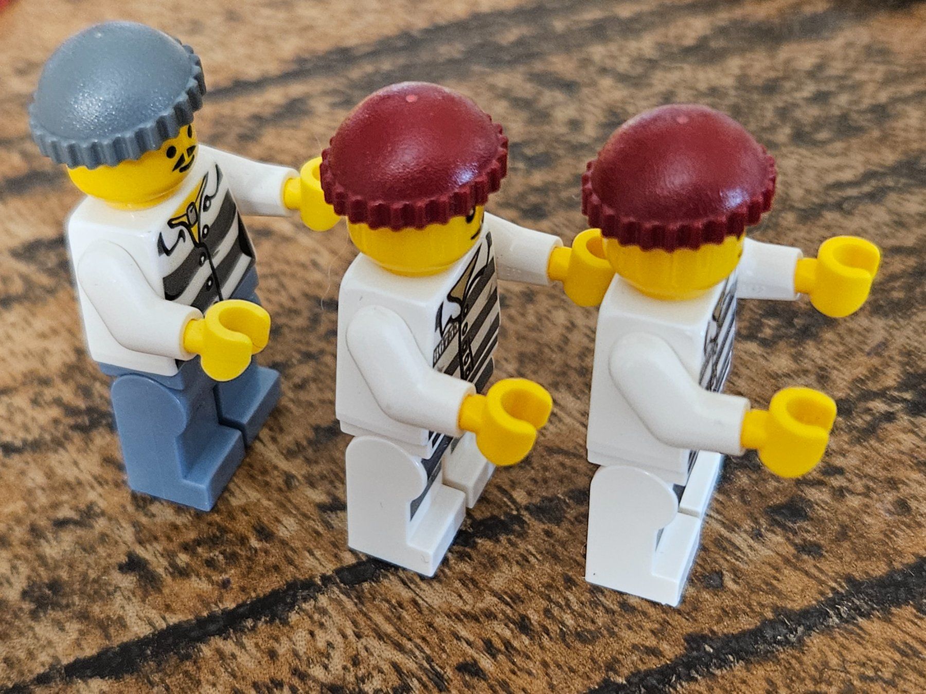 Lego Baukästen: lego lot de 3 figurines – Gebraucht aus Confignon von Ecrofigs 3