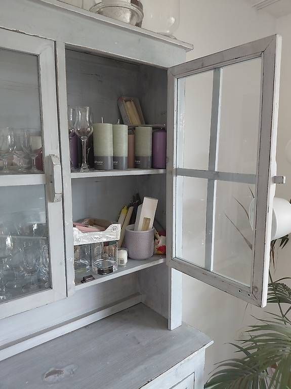 Armadi: Schrank / Vitrine vintage, shabby chic – Usato da Winterthur venduto da violinini 3