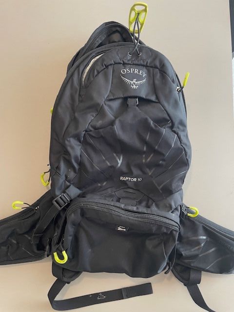 Osprey Sacs à dos: Osprey Raptor 10L Hydration Pack for VTT or hiking – D'occasion à St-Triphon par keb_y2f8