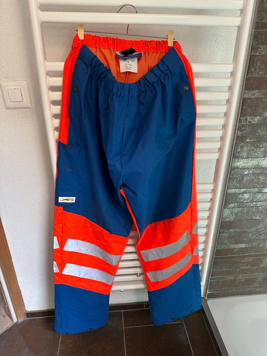 Lotti di vestiti: Regenjacke und Regenhose von Wikland – Usato da Mettmenstetten venduto da juheco 2