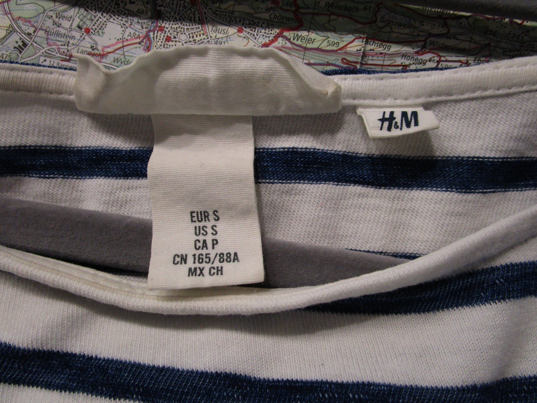 H&M Maglioni & Felpe: Matrosenpullover Streifenpulli H&M Gr. S (over size) – Usato da Volketswil venduto da Megaissimo 3
