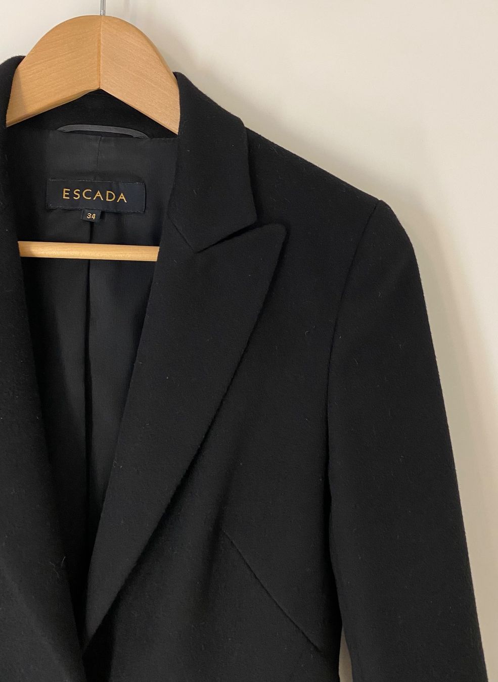 Escada Giacche: Escada Blazer Damen Gr. 34 - 100% Schurwolle – Usato da Frauenfeld venduto da LIL_NA 3