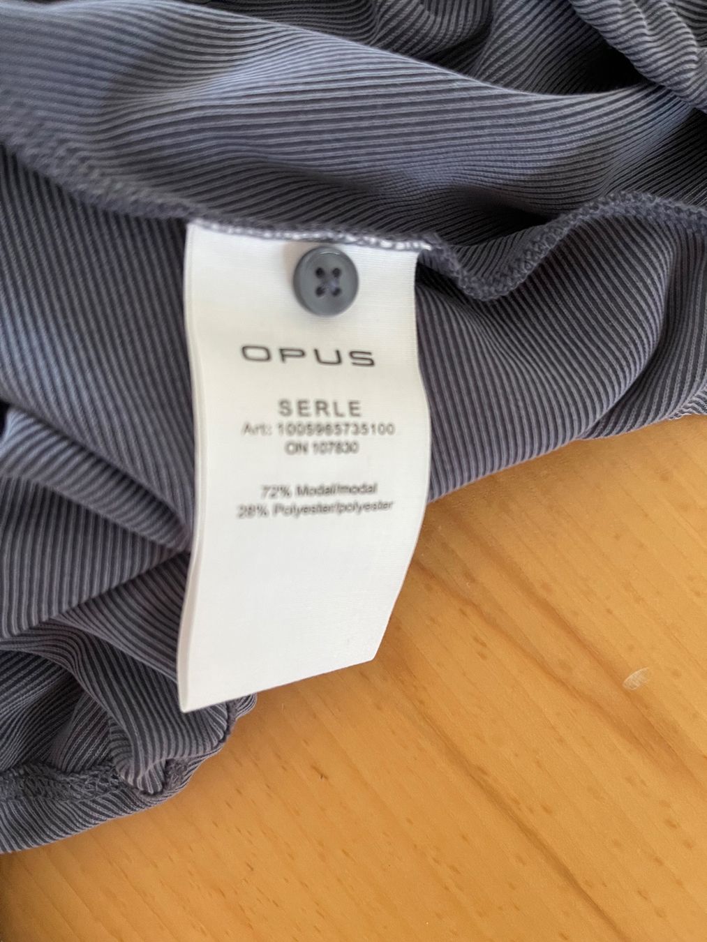 Opus T-shirts: Shirt OPUS | NEU !! – Neuf (Voir description) à Jona par tissot8645 5