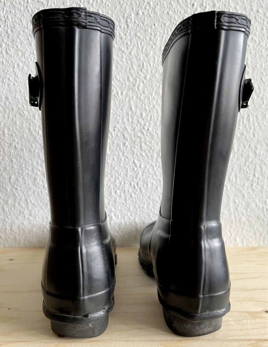 Damenschuhe: Bottes de pluie Hunter – Gebraucht aus Erde von  1