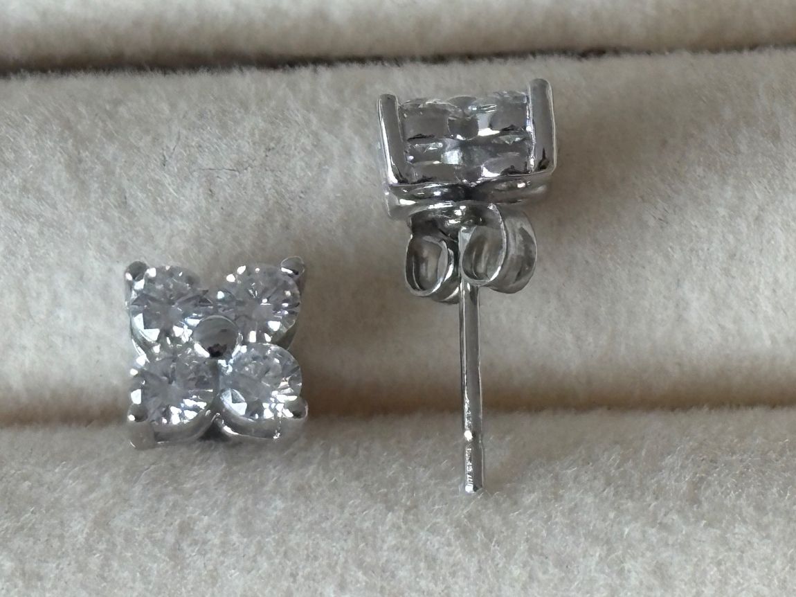 Orecchini pendenti & Orecchini a lobo: Luxus Elegante Zirkonia Ohrstecker Ohrschmuck  Farbe:Silber – Nuovo (secondo la descrizione) da Biel-Bienne venduto da Roserosse13 2