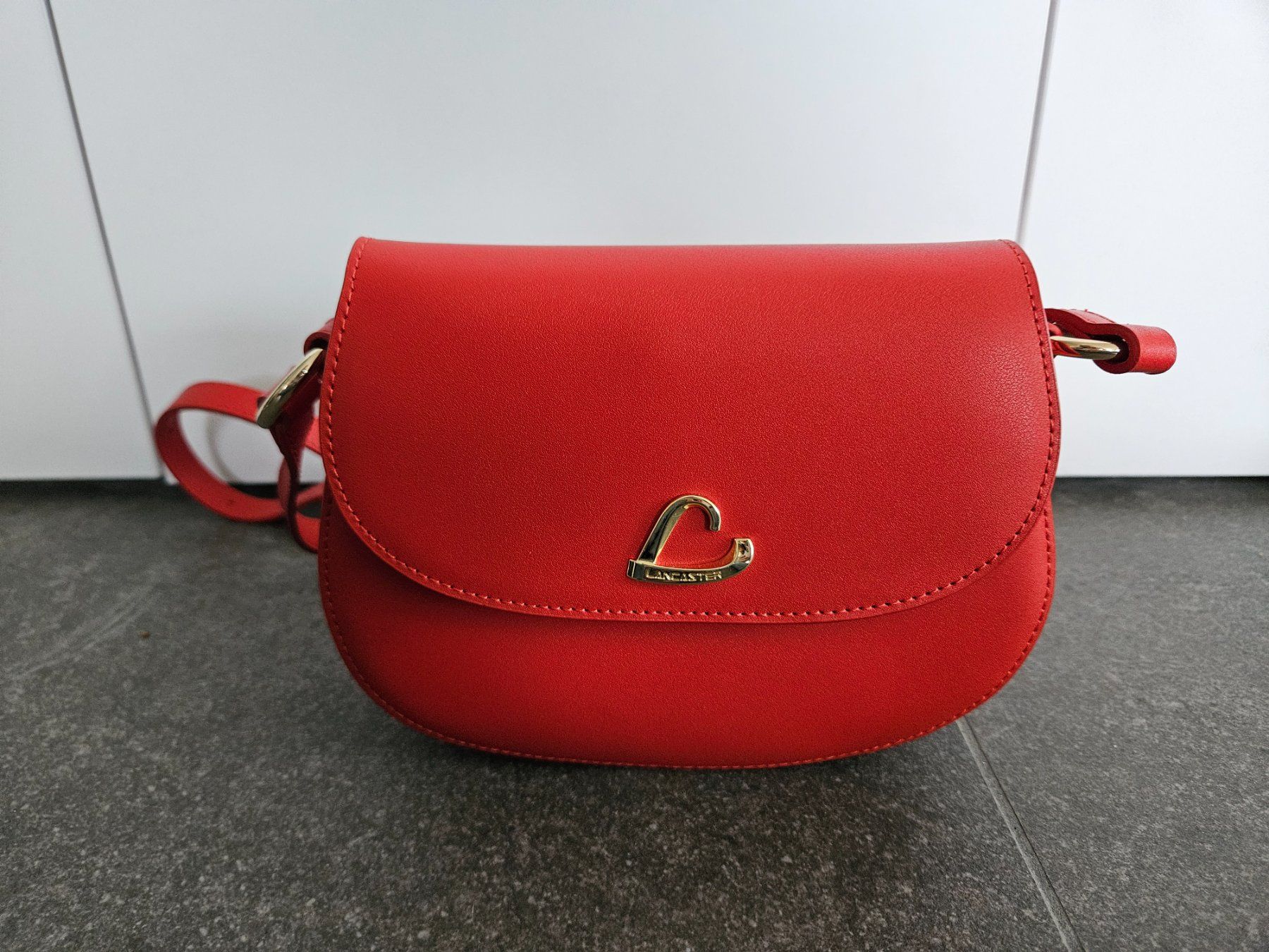 Lancaster Borse: Sac trotteur Lancaster rouge – Usato da Bussigny venduto da niwa_mikan