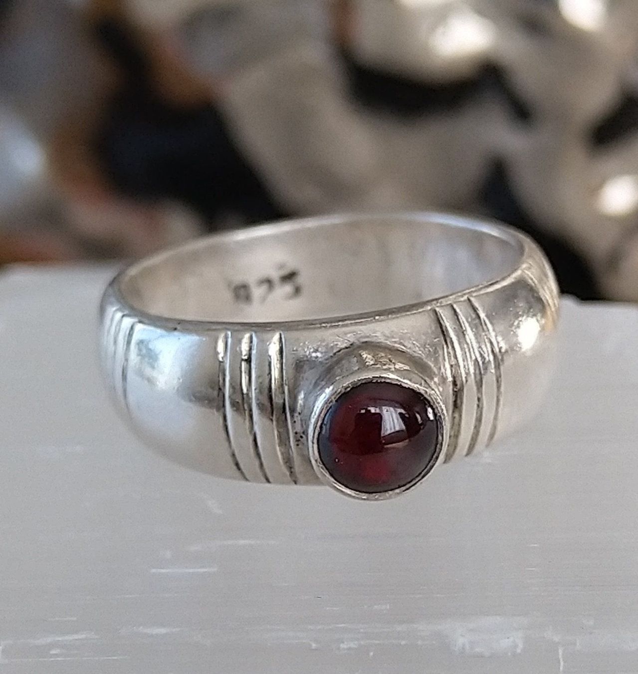 Anelli: RING MIT RUBIN ? IN 925 SILBER – Usato da Romanshorn venduto da BoutiqueA 3