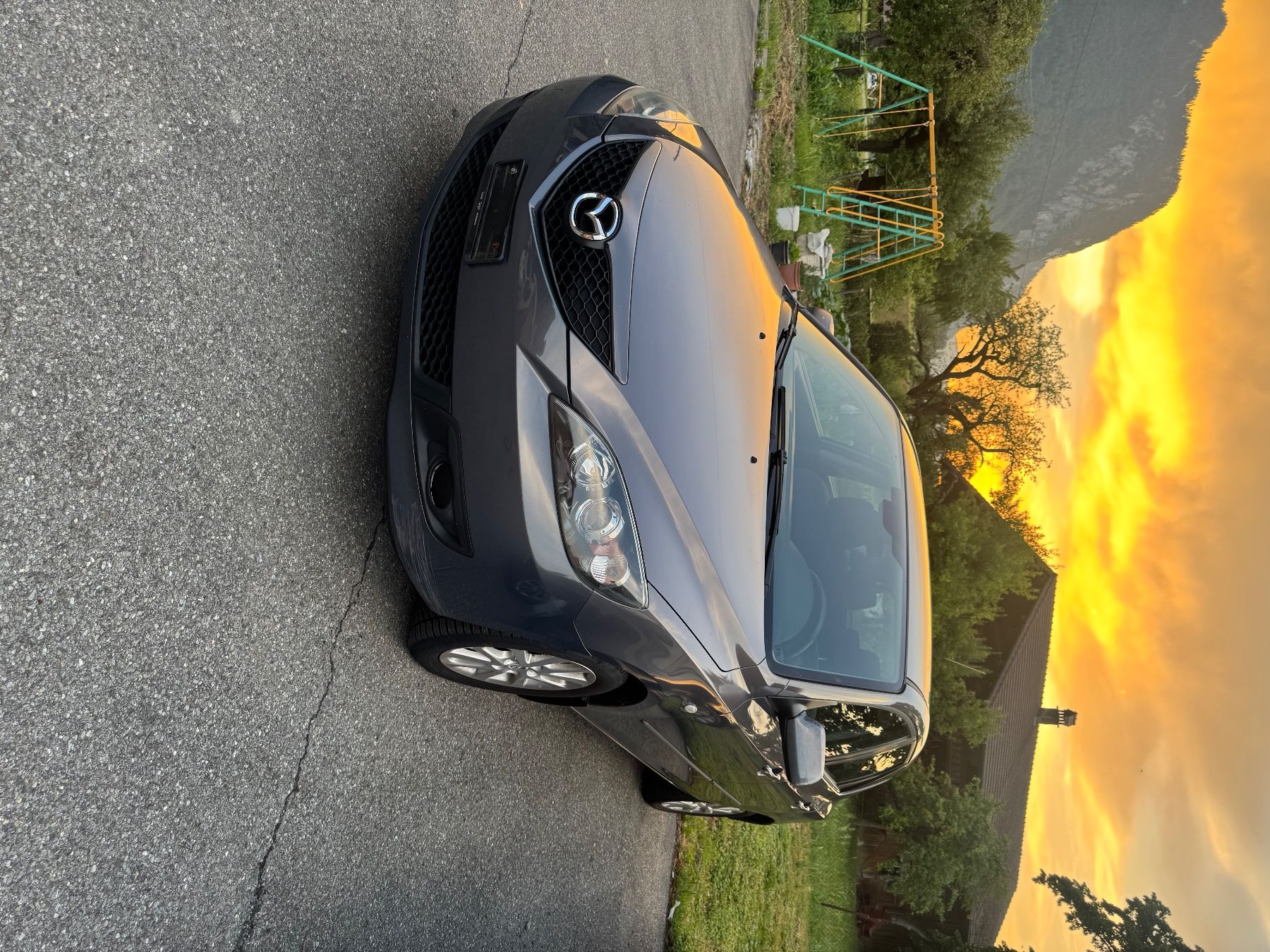 Mazda Autos: Mazda 3 1.6 Hatschback benzin – D'occasion à Thun par val_8b9d 3