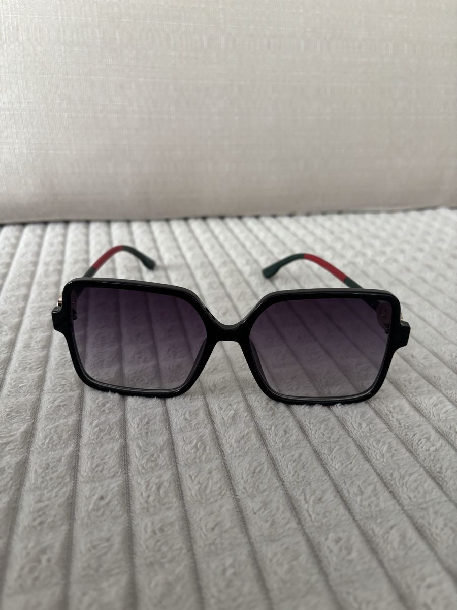 Occhiali & Lenti: Sonnenbrille  – Usato da Zug venduto da Biki72 2