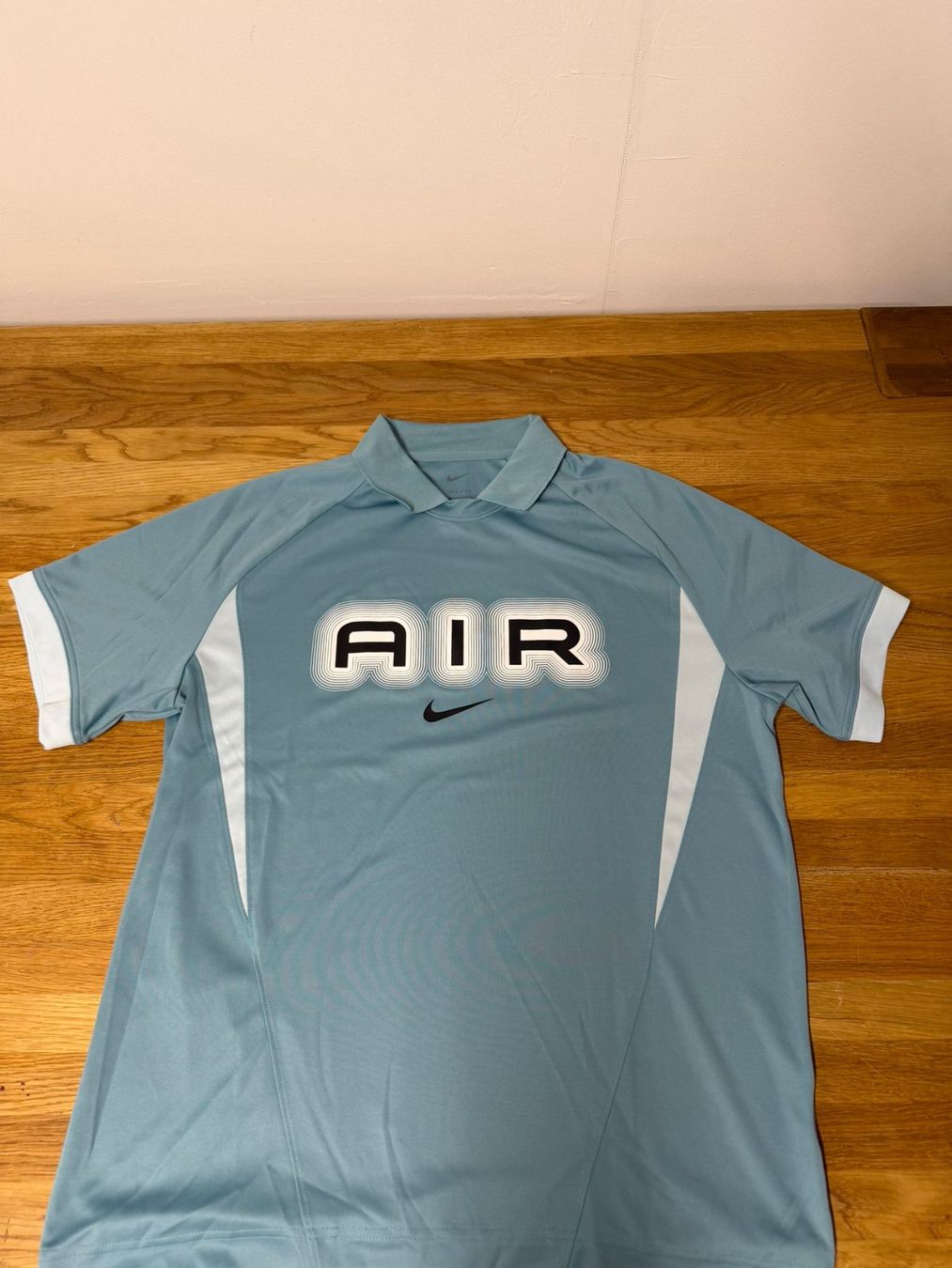 Magliette Polo: Nike AIR Polo Babyblau – Usato da Churwalden venduto da vin_mc2c