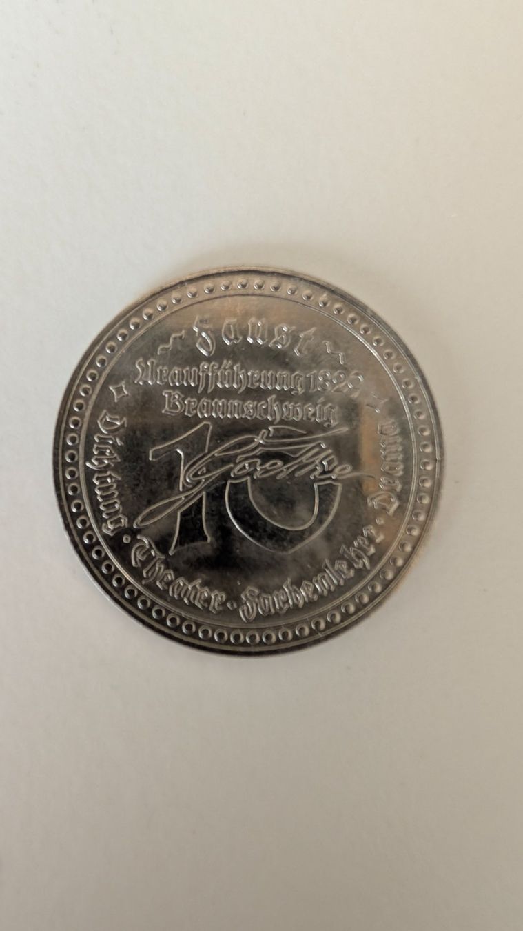 Tutti le monete: Niue 1 Dollar Eule der Athena 2022 – Usato da Triengen venduto da Melli512
