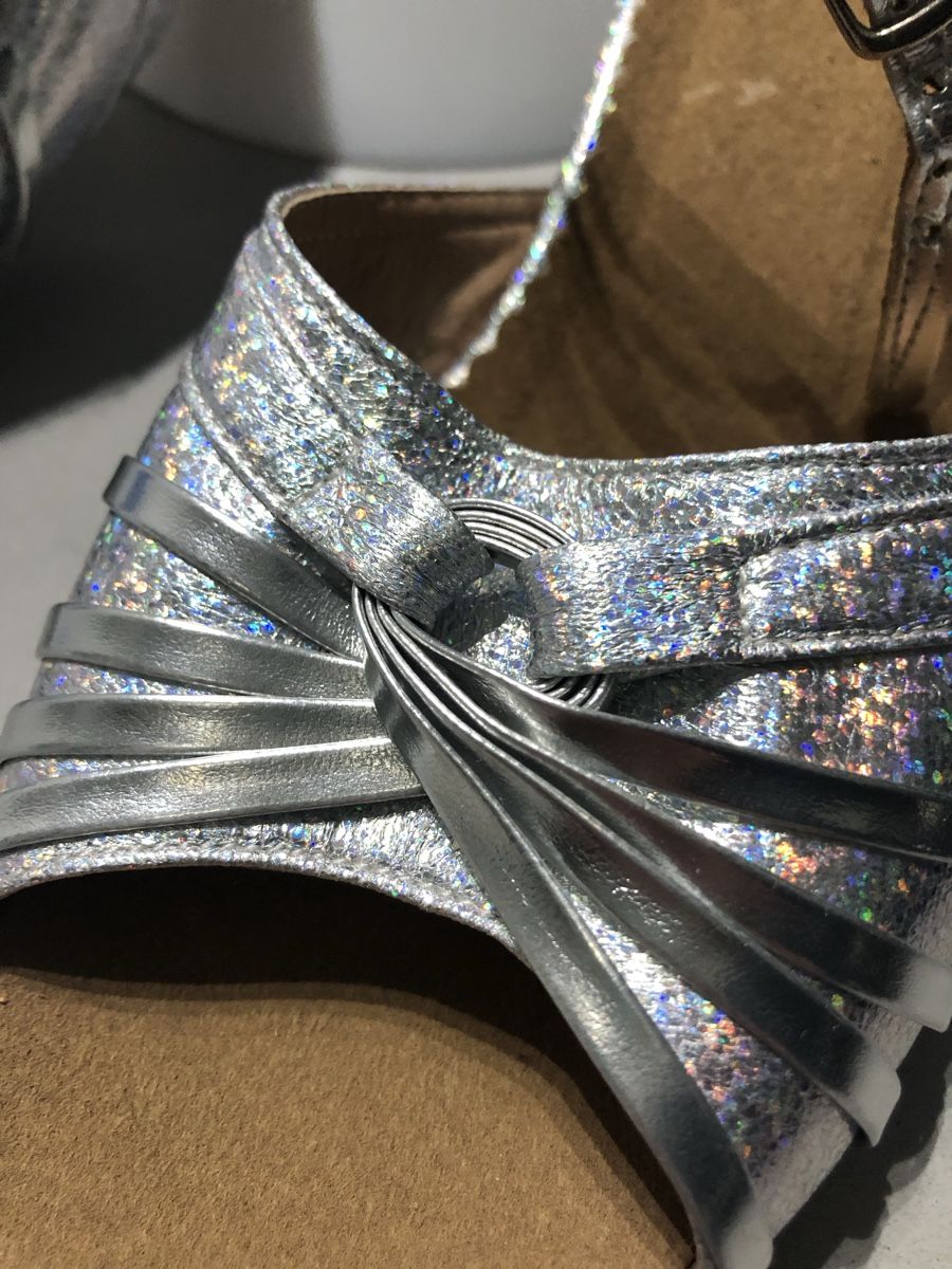 Chaussures femmes: Tanzschuh Silber Grösse 40 – Neuf avec emballage d'origine à Arch par Dendu01 1
